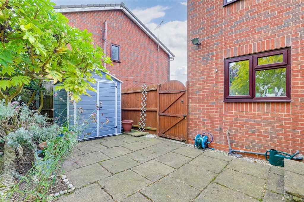 Elgar Drive, Long Eaton, NG10