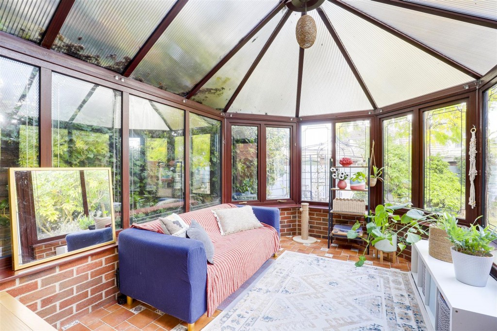 Elgar Drive, Long Eaton, NG10