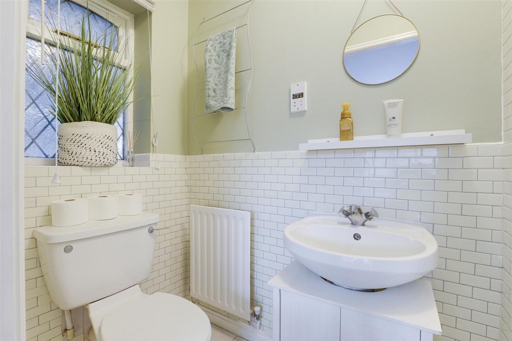 Elgar Drive, Long Eaton, NG10