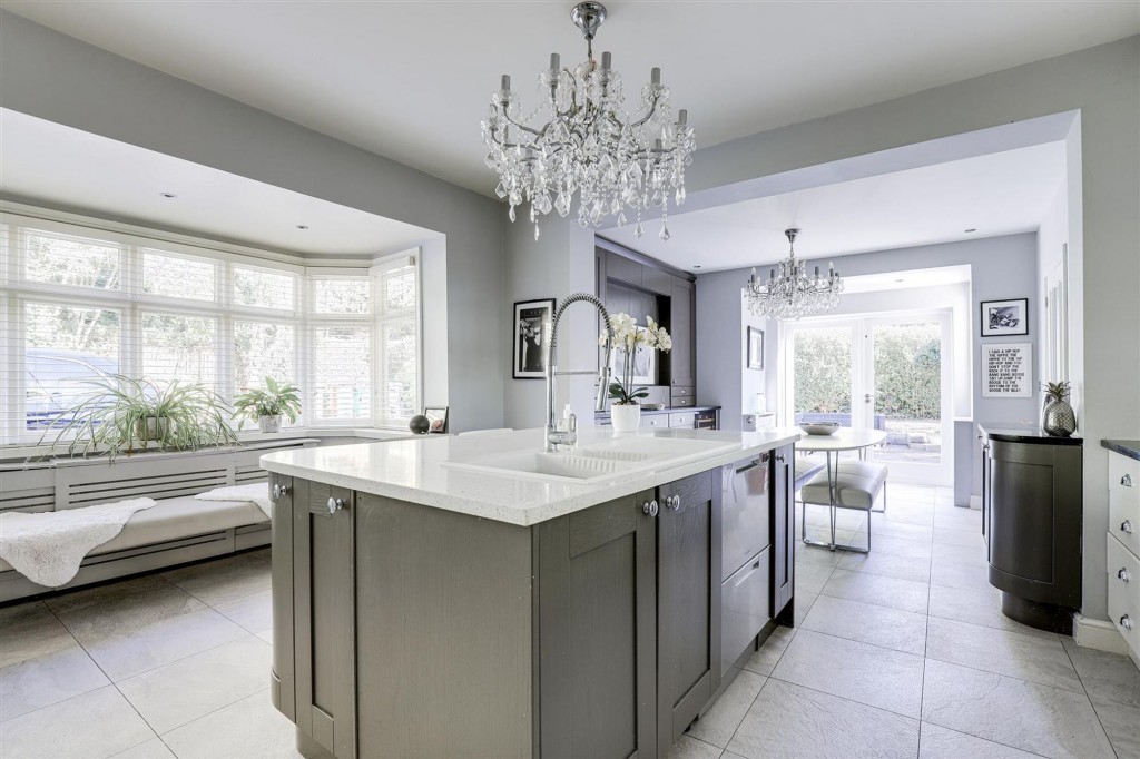 Private Road, Sherwood, NG5