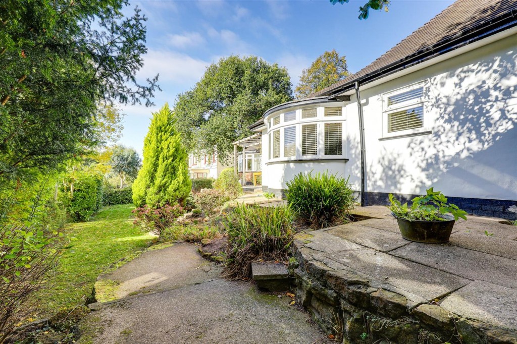 Private Road, Sherwood, NG5