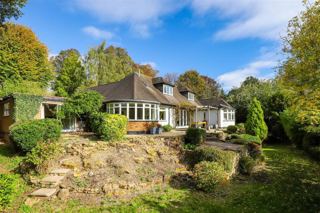 Private Road, Sherwood, NG5