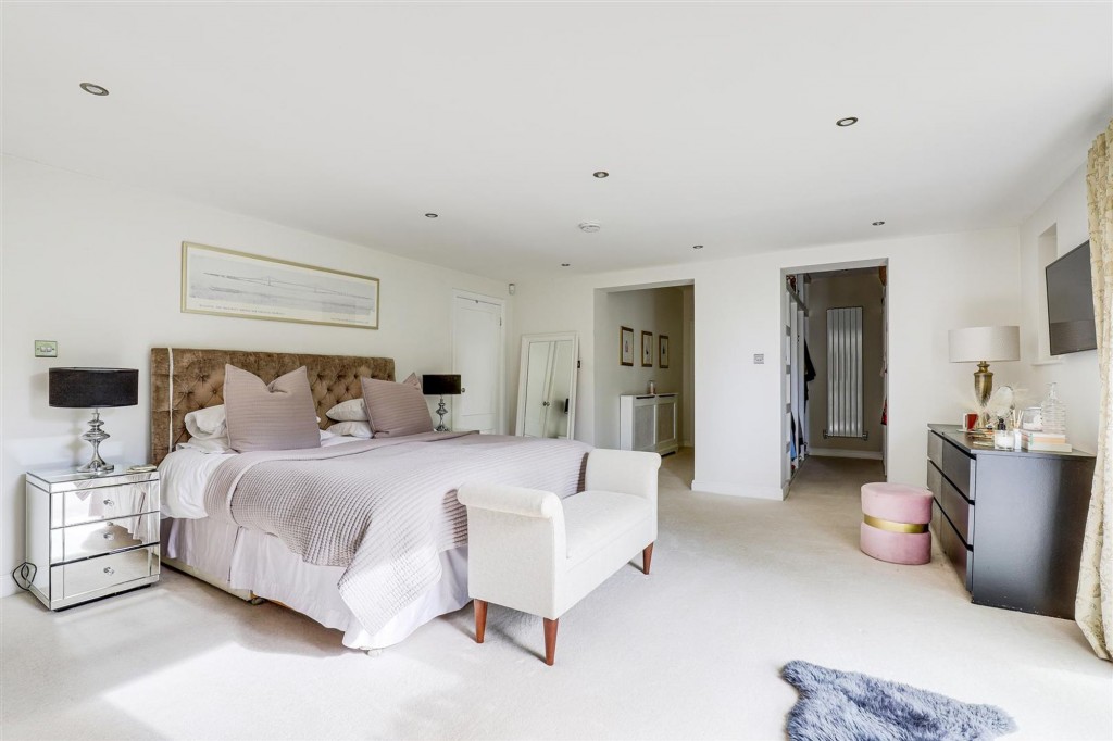 Private Road, Sherwood, NG5