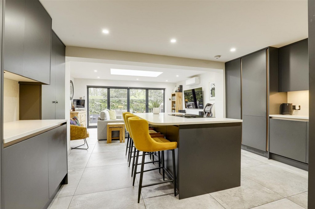 Cheriton Drive, Ilkeston, DE7