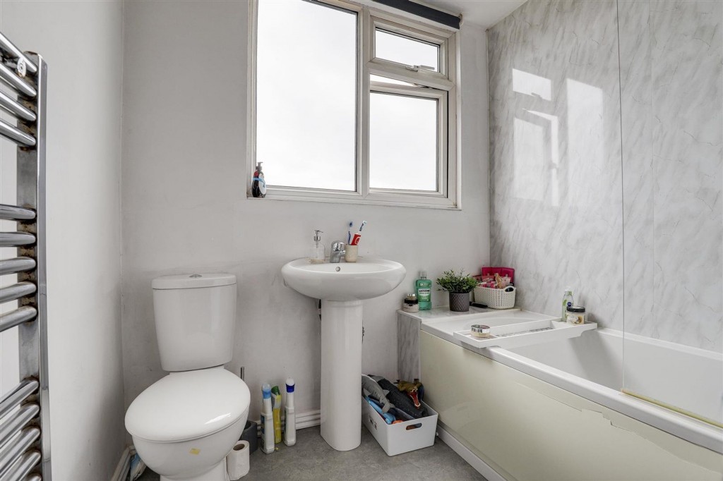 Rolleston Drive, Arnold, NG5