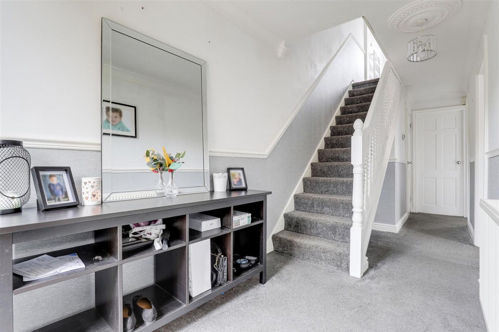 Rolleston Drive, Arnold, NG5