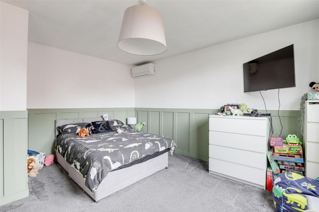 Rolleston Drive, Arnold, NG5