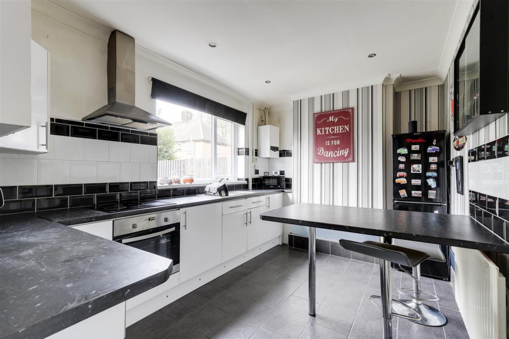 Bonington Drive, Arnold, NG5