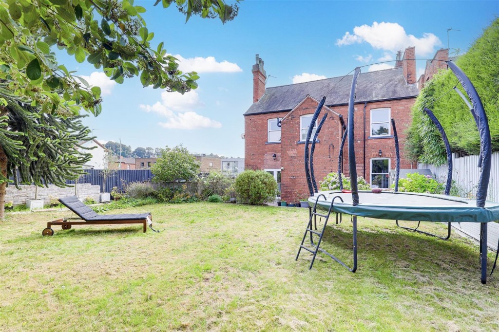 Newstead Street, Sherwood, NG5