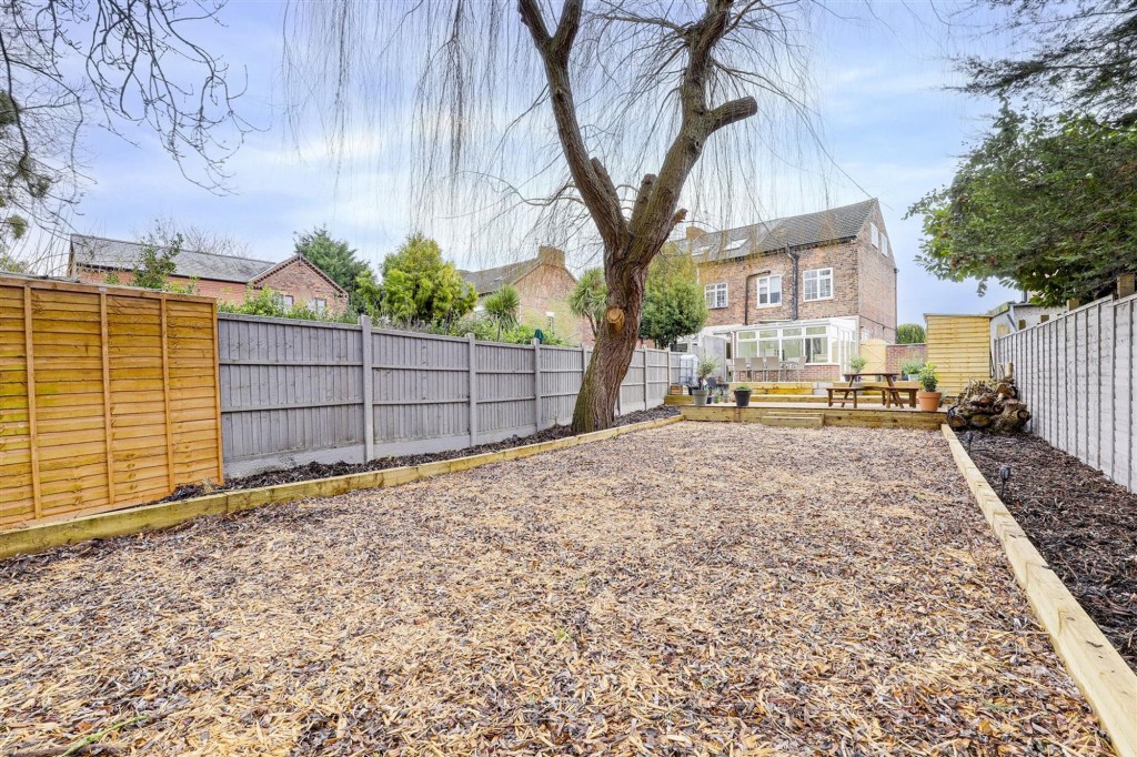 Wilford Lane, West Bridgford, NG2