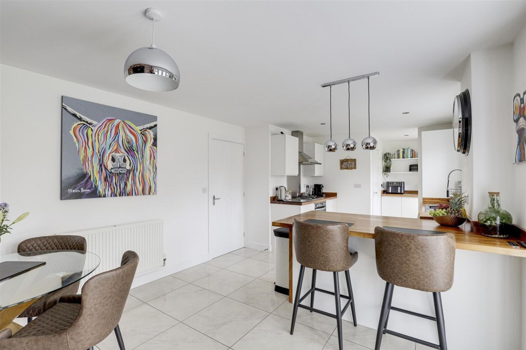 Chalfont Drive, Nottingham, NG8