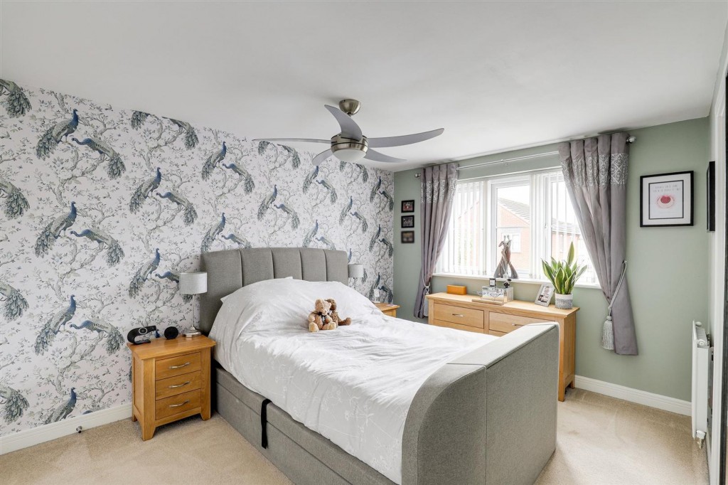 Chalfont Drive, Nottingham, NG8