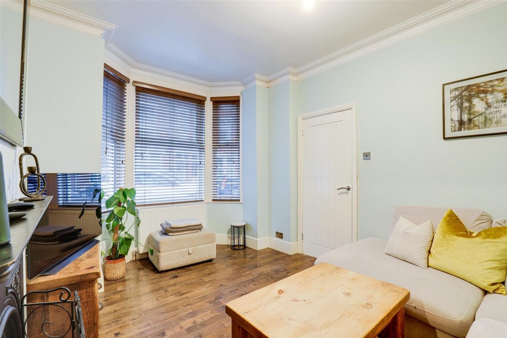 Wilford Crescent East, Nottingham, NG2