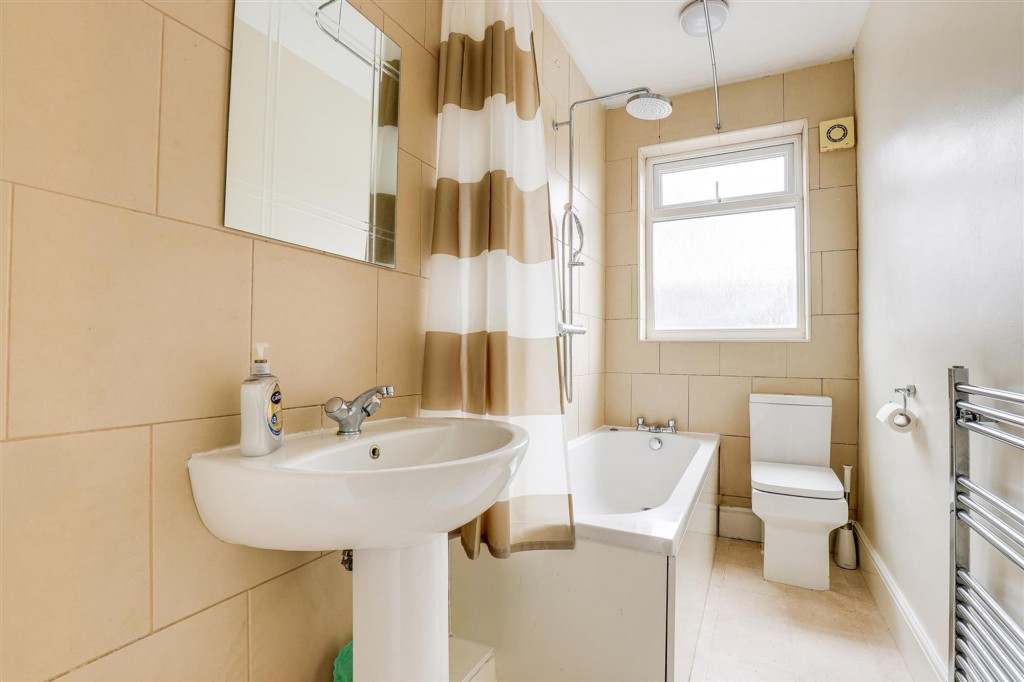 Wilford Crescent East, Nottingham, NG2