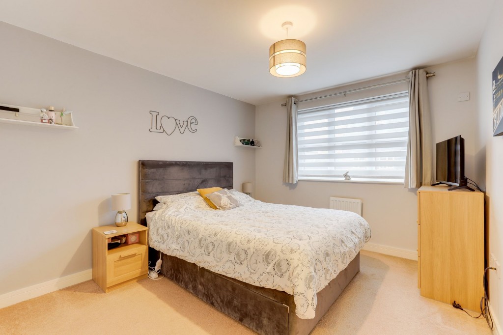 Corinthian Close, Hucknall, NG15