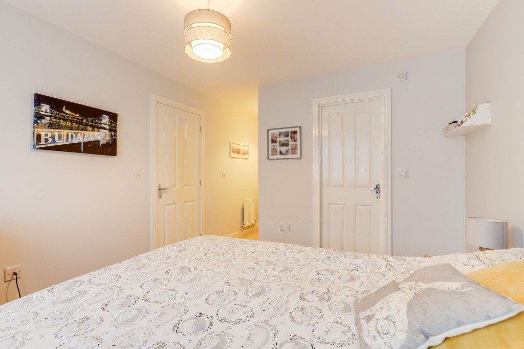 Corinthian Close, Hucknall, NG15