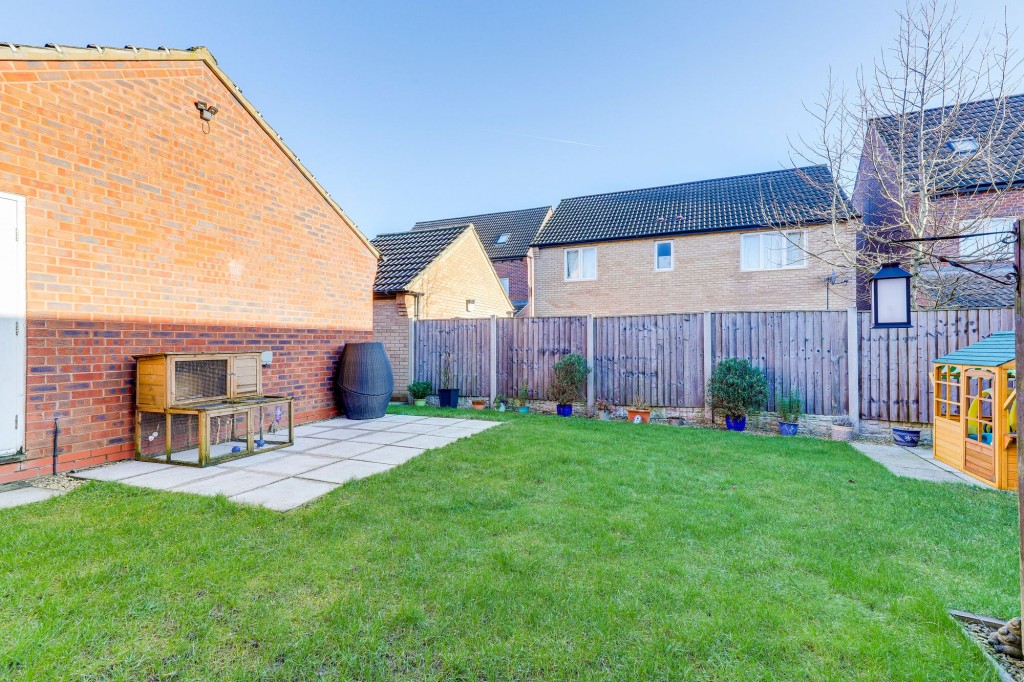 Corinthian Close, Hucknall, NG15