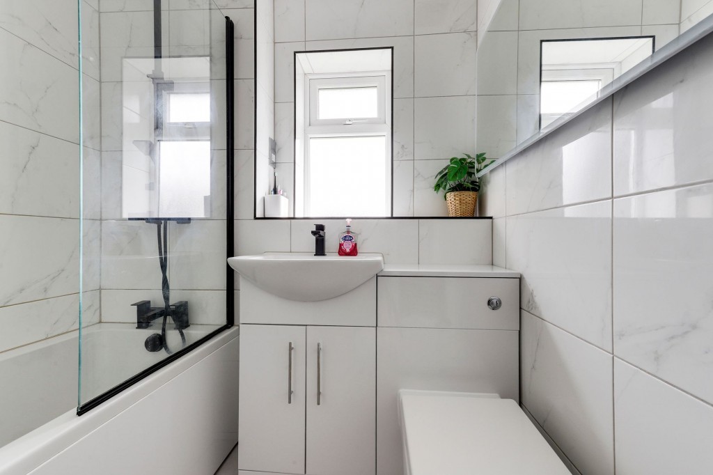 Langton Close, Colwick, NG4