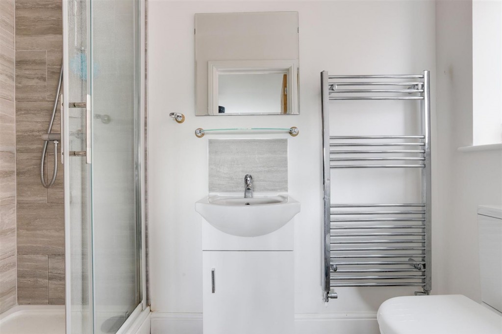 Woodlands Grove, Hucknall, NG15