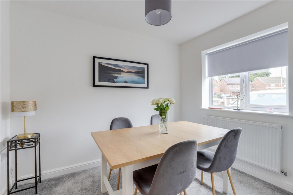 Woodlands Grove, Hucknall, NG15