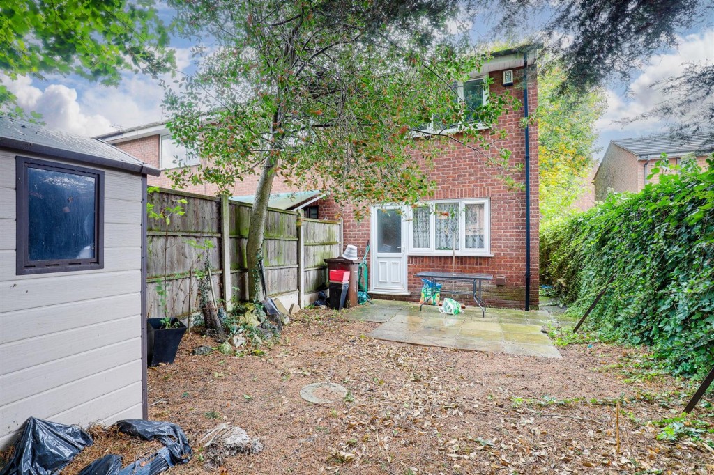 Mickledon Close, Nottingham, NG2