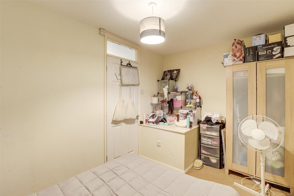 Mickledon Close, Nottingham, NG2
