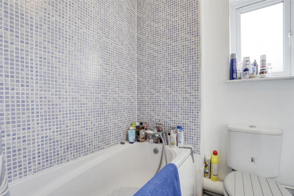 Mickledon Close, Nottingham, NG2