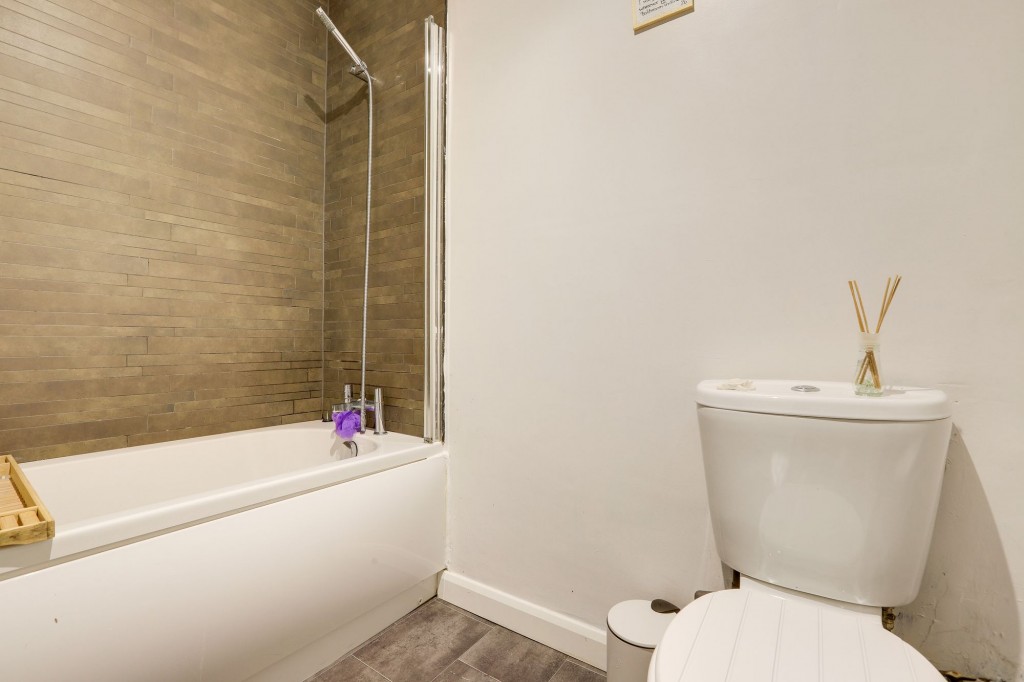 Hine Hall, Mapperley, NG3