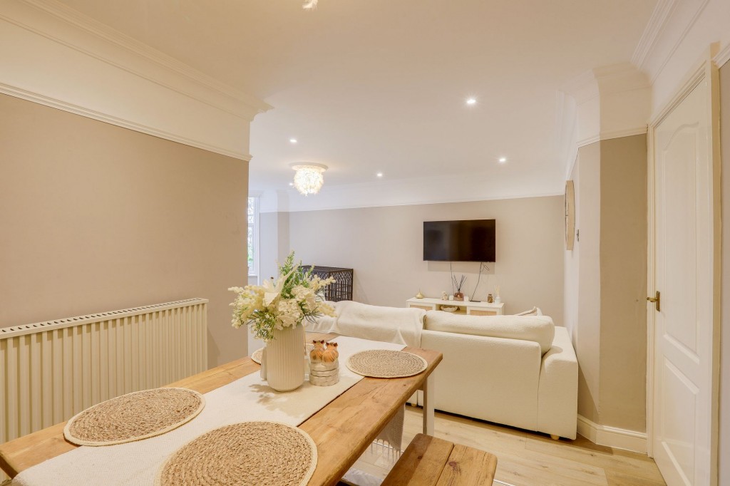 Hine Hall, Mapperley, NG3
