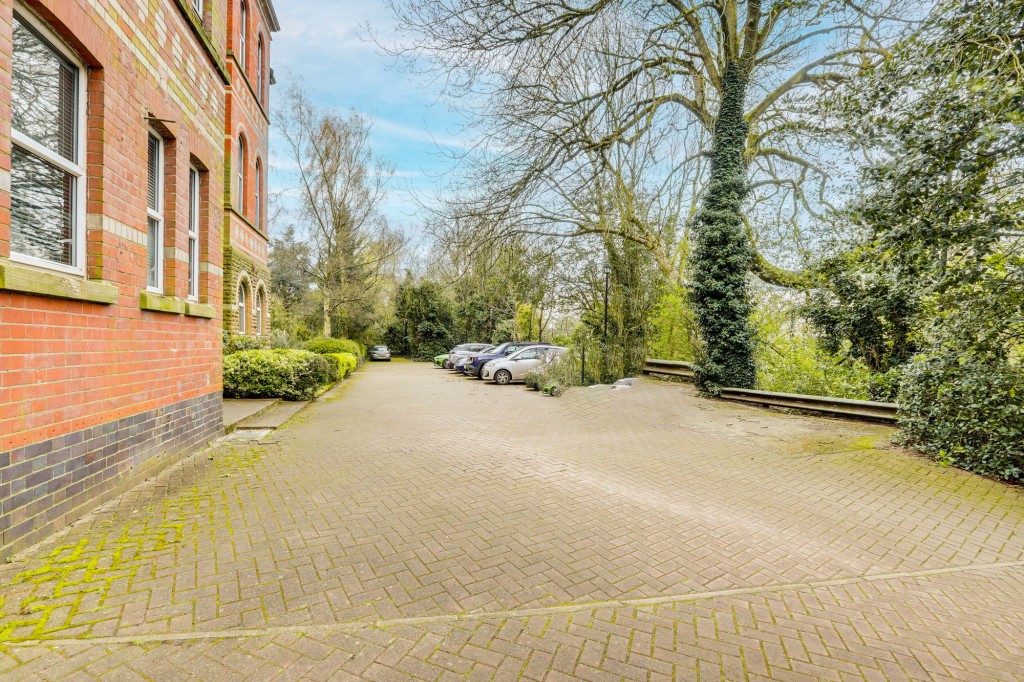 Hine Hall, Mapperley, NG3