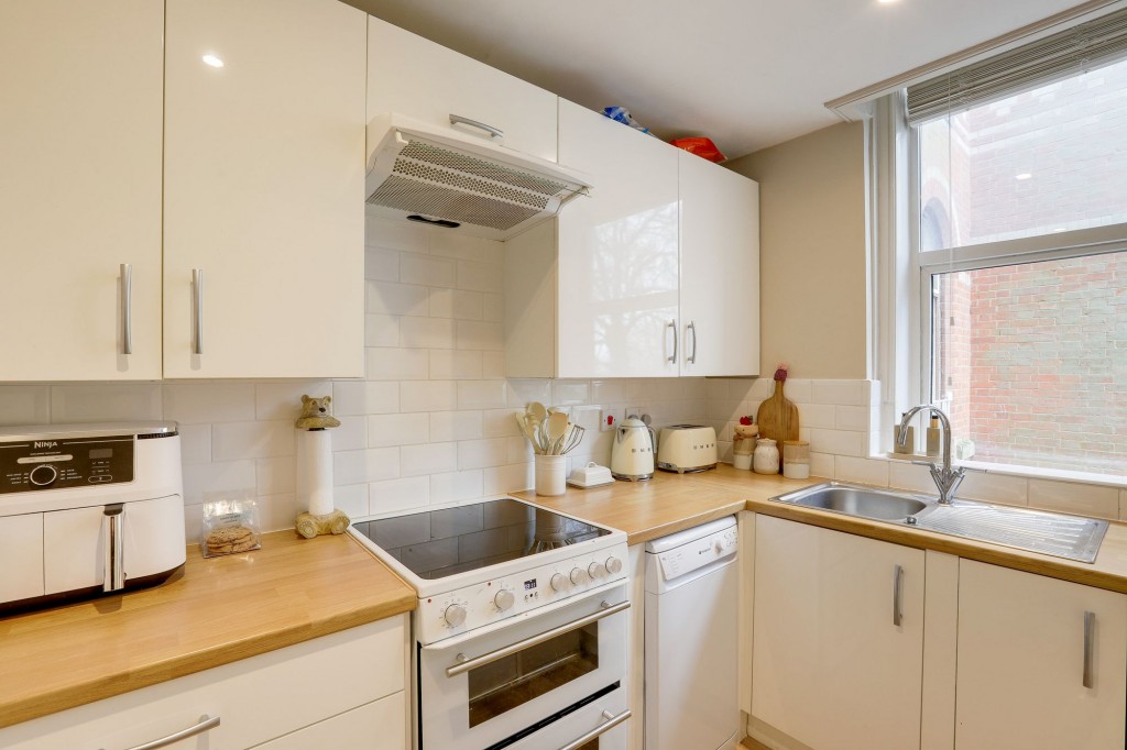Hine Hall, Mapperley, NG3