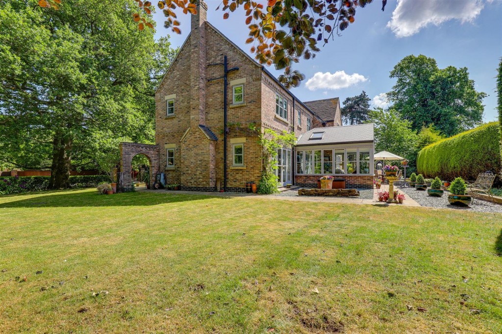 Holgate, Clifton Village, NG11