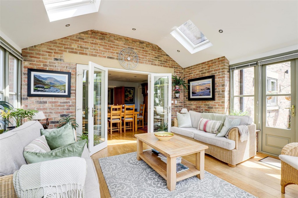 Holgate, Clifton Village, NG11