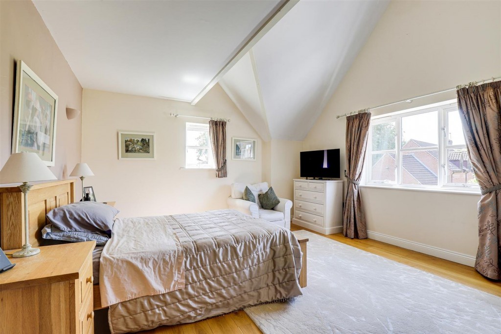 Holgate, Clifton Village, NG11