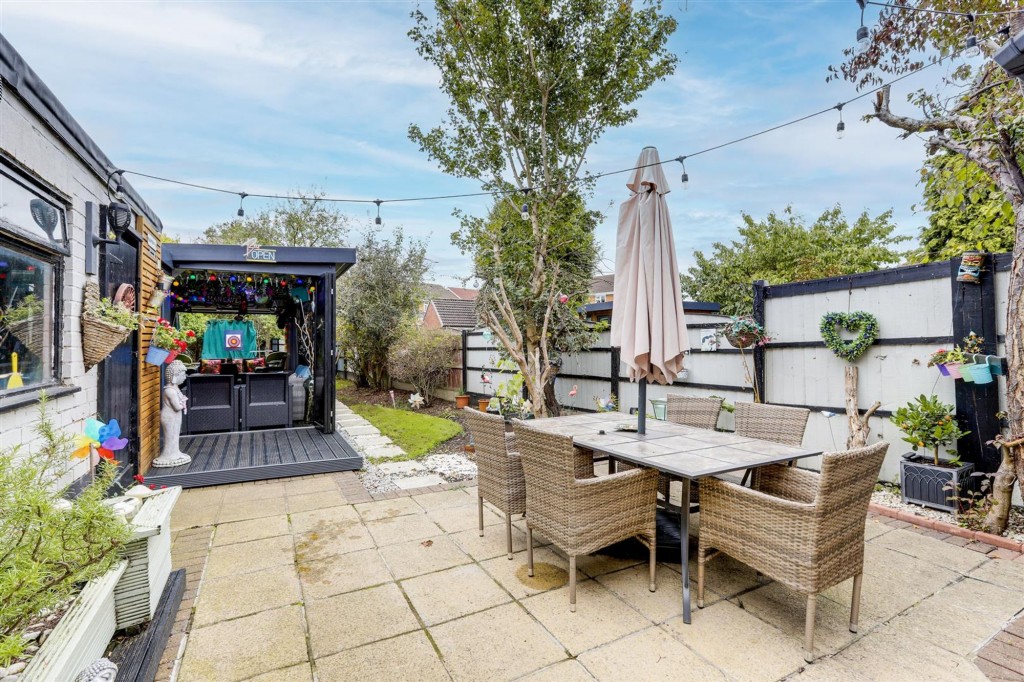 Erewash Grove, Toton, NG9