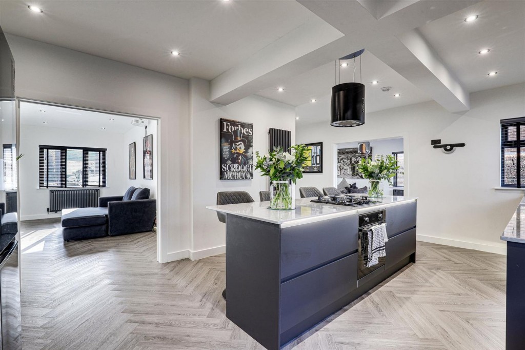 Middlebeck Avenue, Arnold, NG5