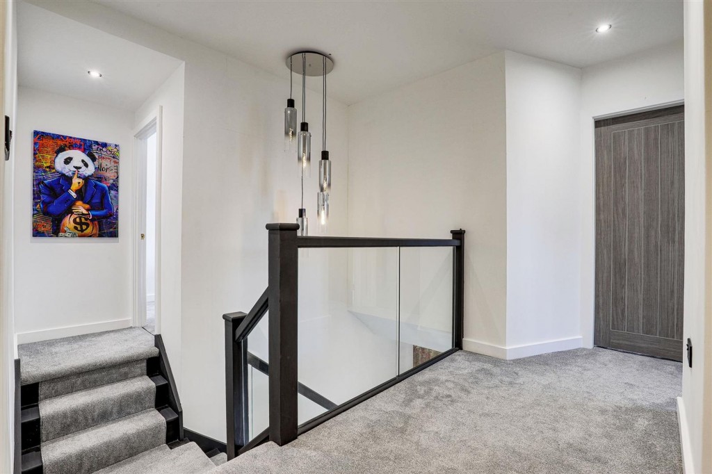 Middlebeck Avenue, Arnold, NG5