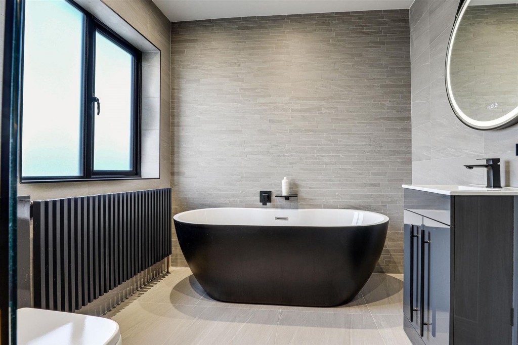 Middlebeck Avenue, Arnold, NG5