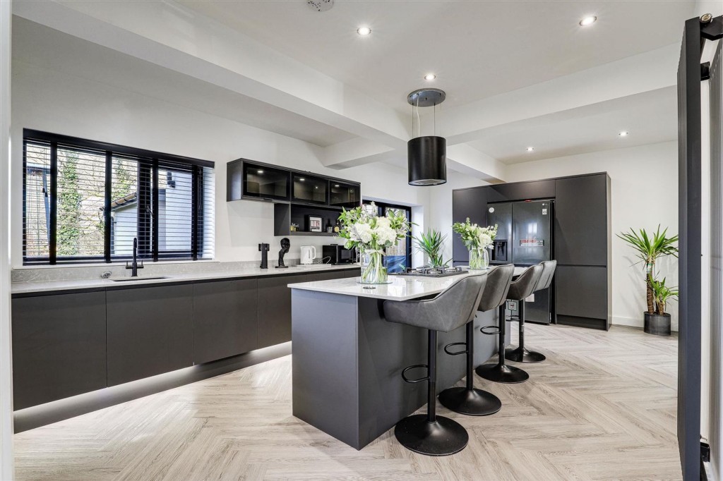 Middlebeck Avenue, Arnold, NG5