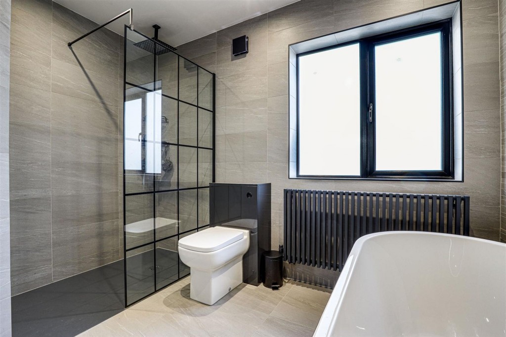 Middlebeck Avenue, Arnold, NG5