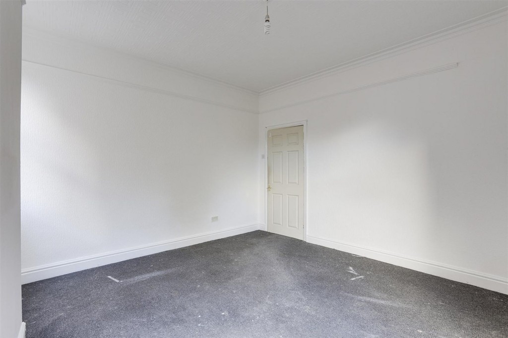 Nottingham Road, Nottingham, NG7