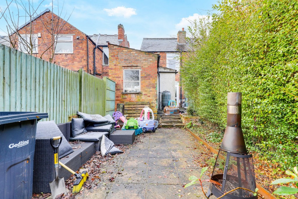 Standhill Road, Carlton, NG4