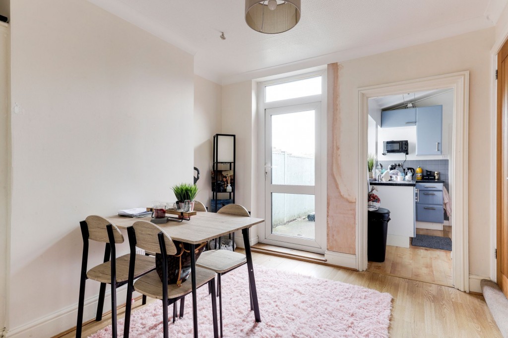 Standhill Road, Carlton, NG4