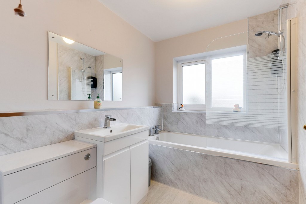 Harberton Close, Redhill, NG5