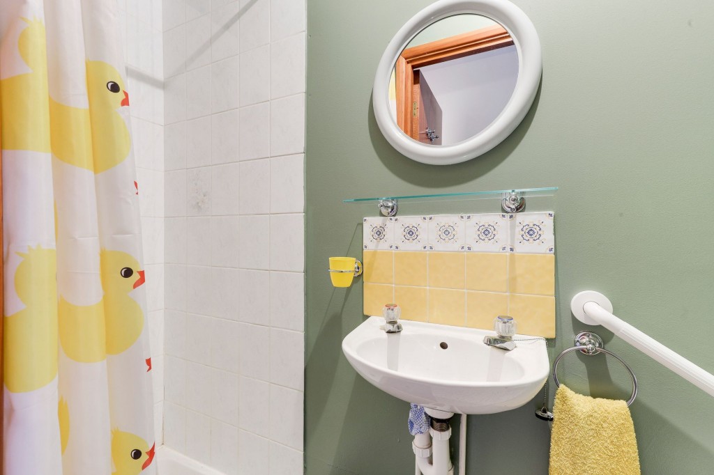 Harberton Close, Redhill, NG5