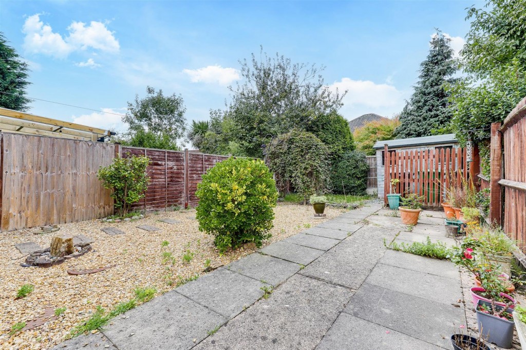 Blackthorn Drive, Nottingham, NG6