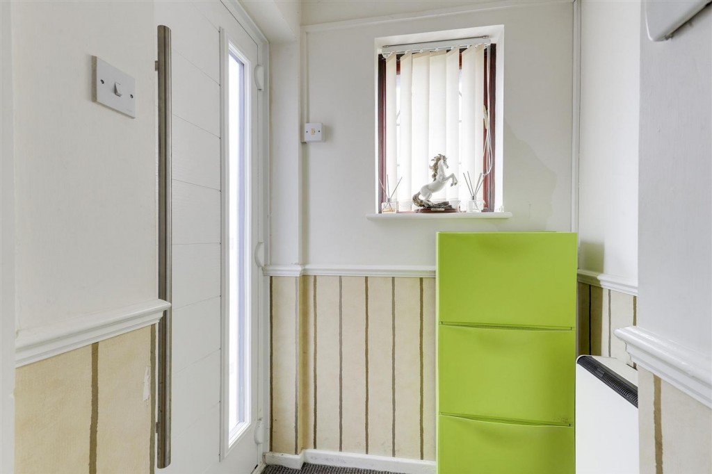 Blackthorn Drive, Nottingham, NG6