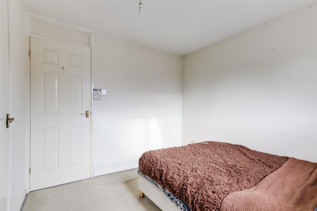 Blackthorn Drive, Nottingham, NG6