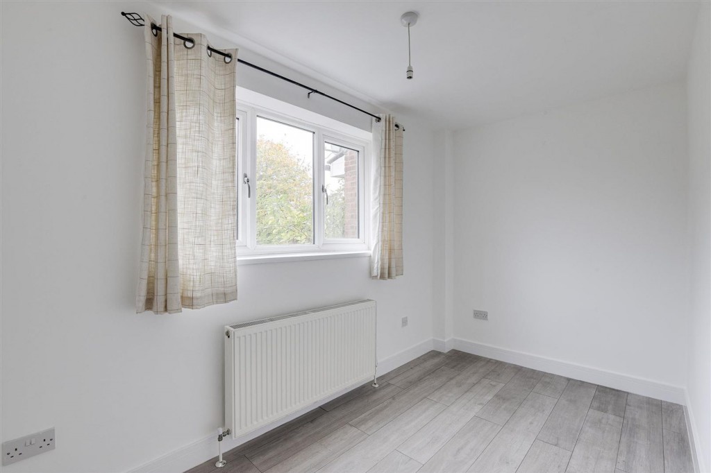 Mickledon Close, Nottingham, NG2