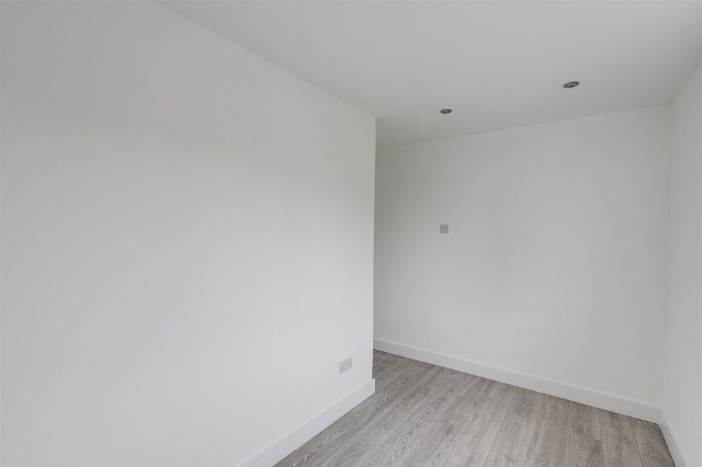 Mickledon Close, Nottingham, NG2